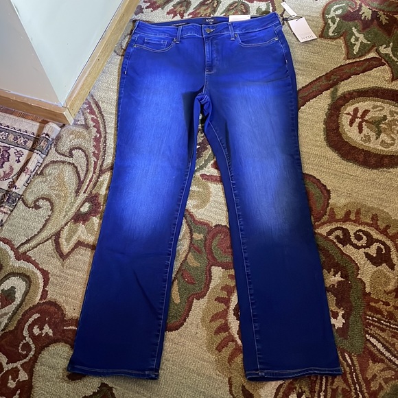 NYDJ Size 16 Jeans Blue Straight Stretch Denim Lift X Tuck Technology $119 NWT - Picture 2 of 16
